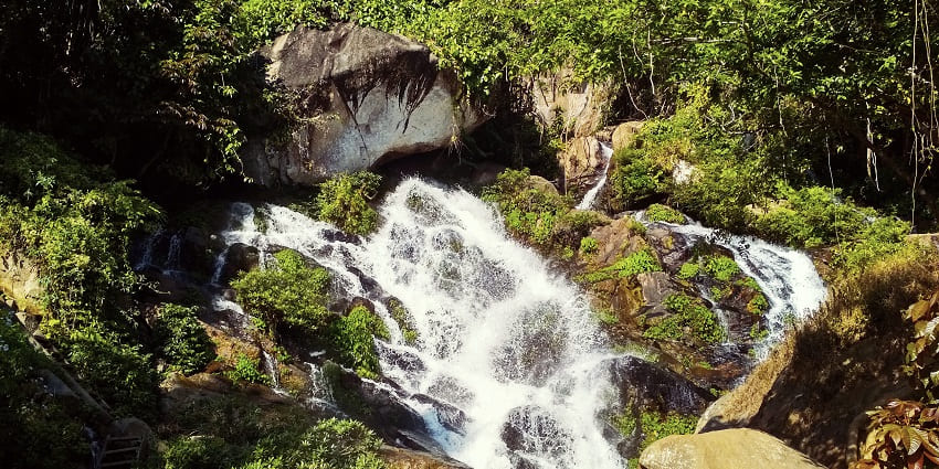 Scenic view of the silver water cascading down the rocks