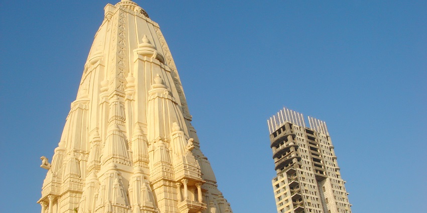 An image of the iconic Banganga Temple, a spiritual hub nestled in Madhya Pradesh.