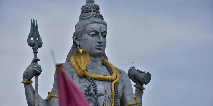 A glimpse of a majestic statute of Lord Shiva near the famous Velliangiri Temple.