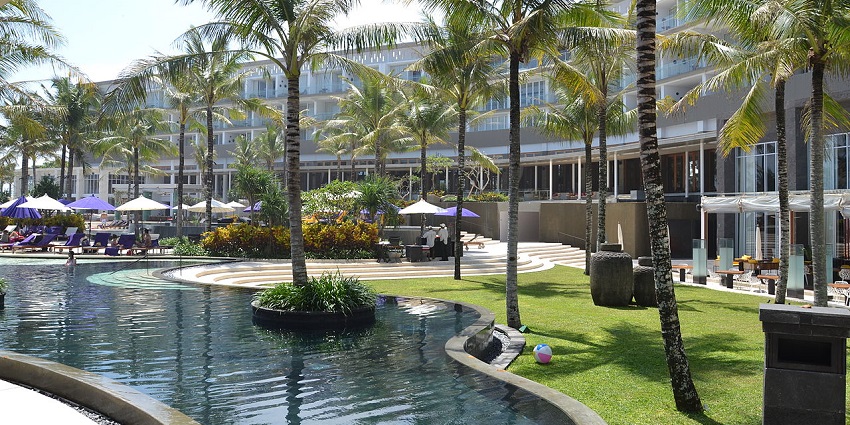 View of the Seminyak square, one of the most vibrant spots in the area