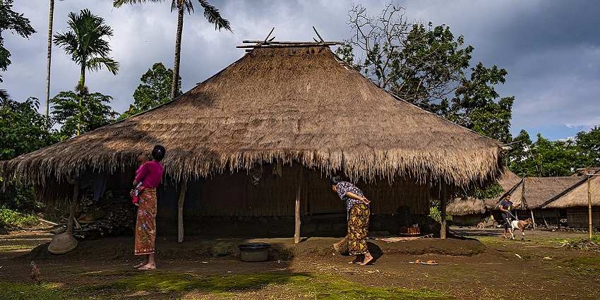 A picture of Senaru, a traditional village which shows local culture and hospitality
