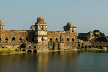 Sewri Fort, featuring historic stone walls, is a fascinating tourist attraction