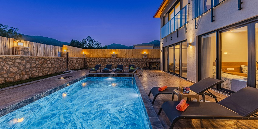 Stunning evening view of an amazing resort and waterpark in a luxurious mansion