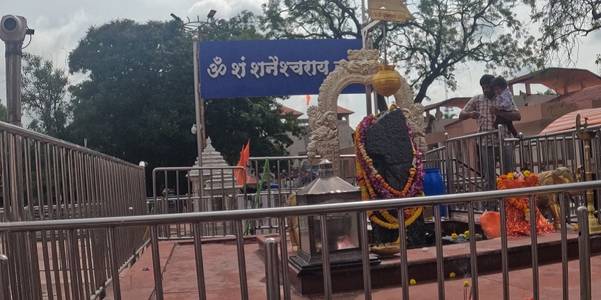 A picture of Shani Shingnapur, one of the best places to visit near Pune in March.