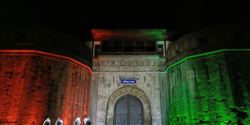 Front view of Shaniwar Wada illuminated on Independence Day 2024.