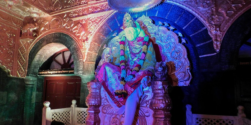 Shirdi Sai Darshan Temple is one of the best Sai Baba temples in Mumbai for all.