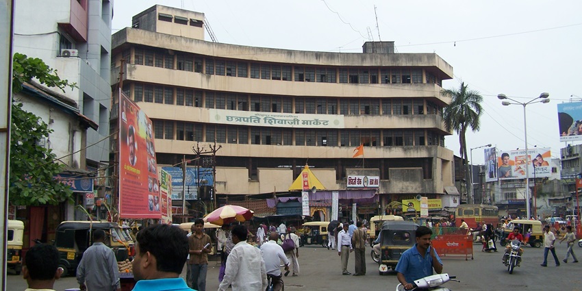 Shop at the Shivaji Market in Kolhapur that is perfect for picking up household items