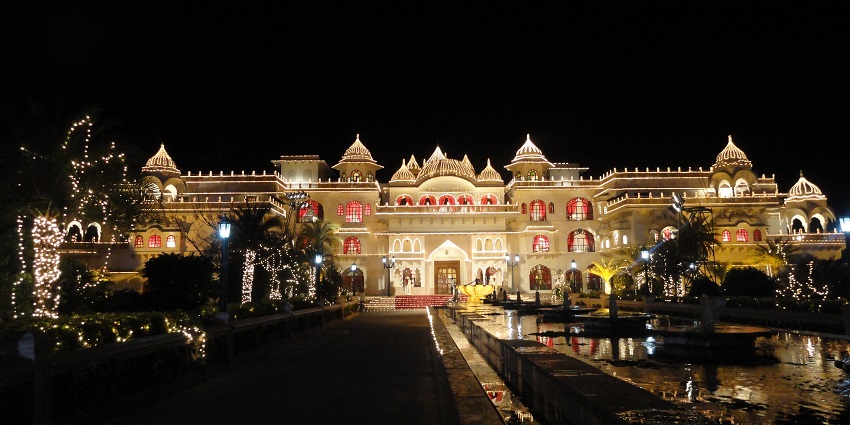 DJ party places in Jodhpur featuring comfortable accommodations and beautiful gardens