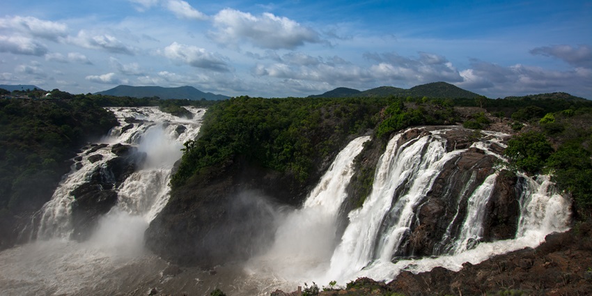 Beautiful Shivanasamudra Falls is among the places to visit near Bangalore in June.