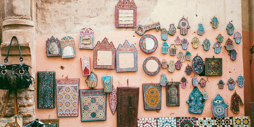 A view of the vibrant Rishi Nagar Market where colourful handicraft items are sold.