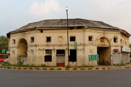 A picture of the famous Gol Market in Delhi, taken from across the street