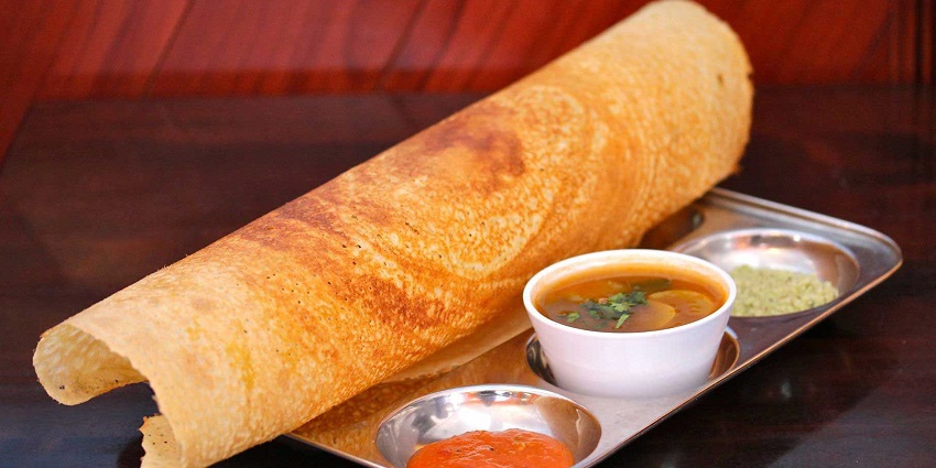 Popular eatery known for delicious traditional meals and snacks.