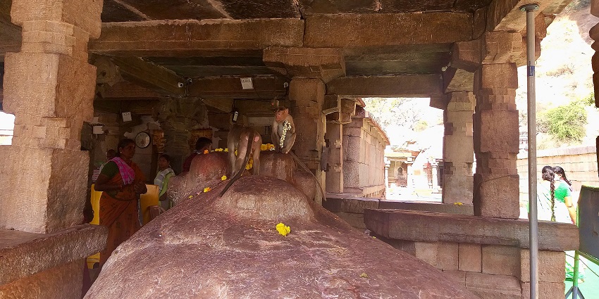 Inner view of Shree Jain Swetamber Temple.