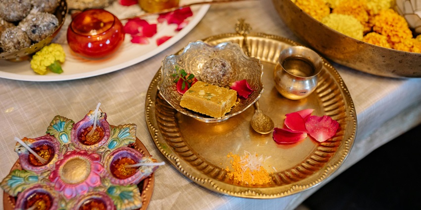 Shree Salasar Balaji & Shree Khatu Shyam Mandir are one of the top temples in Faridabad.