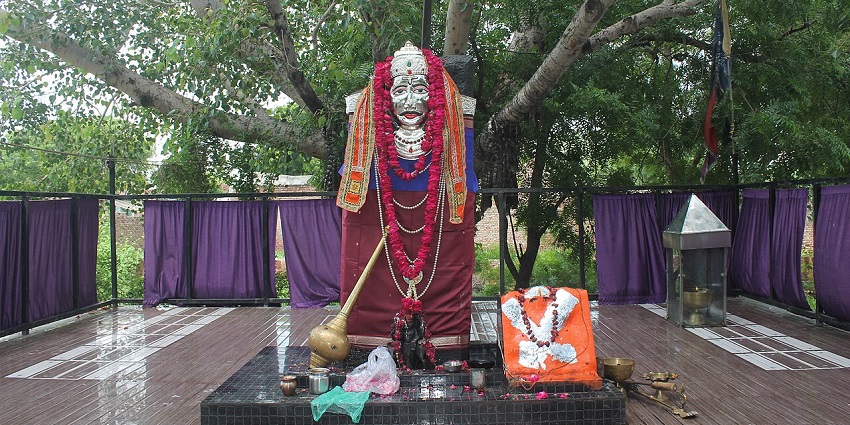 Shree Shaneeshwar Mandir is one of the best places for travellers to visit and explore.