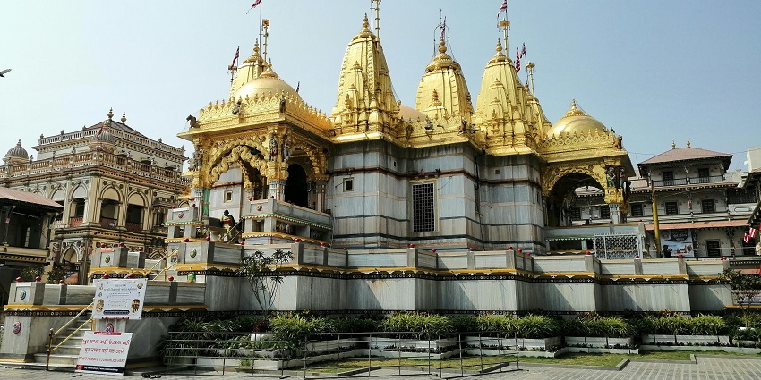 A view of the Shree Swaminarayan Temple, one of the top temples in Pimpri Chinchwad.