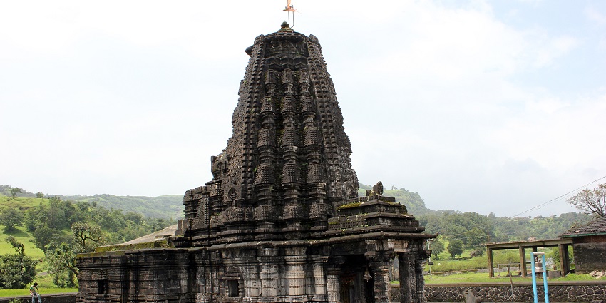 A glimpse of the majestic Shree Varadvinayak spiritual hub nestled in the region.