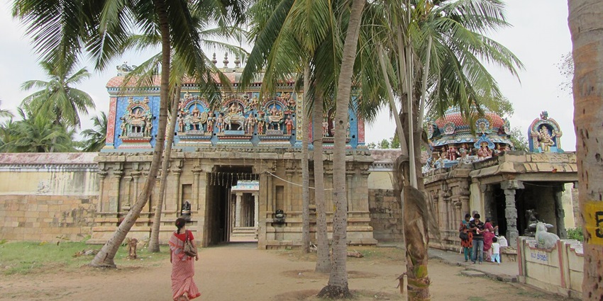 Shri Ilanji Kumarar Temple is one of the best places to visit in Courtallam, Tamil Nadu