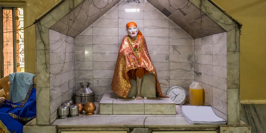 Shri Prati Shirdi Sai Baba Temple houses the Chavadi Shrine and is one of the best temples in Hinjewadi