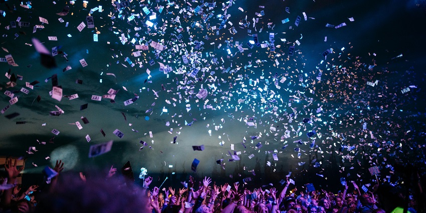 Silent noise crowd at a disco club.
