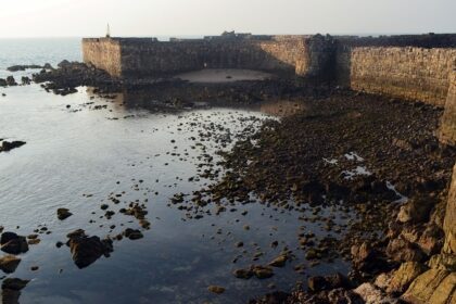 The back wall of Sindhudurg Fort showcases its historic architecture and iconic brilliance