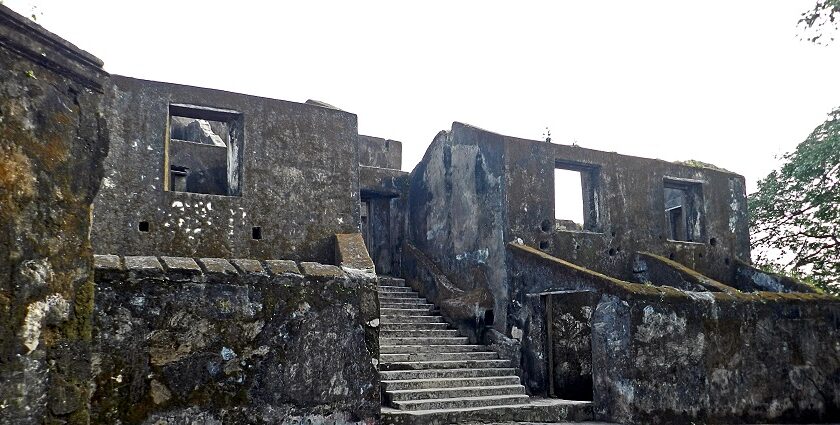 Panoramic view of Sion Fort, showcasing the historic architecture and surroundings.