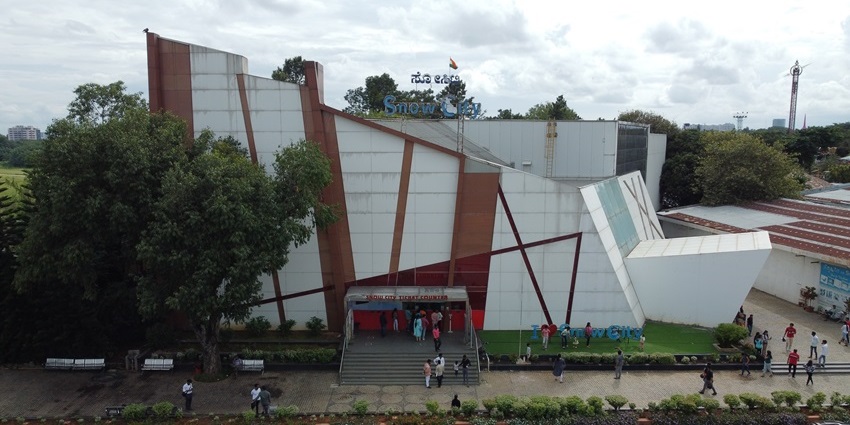 A frontal aerial view of the exterior of the Snow City in Bangalore for all to visit.