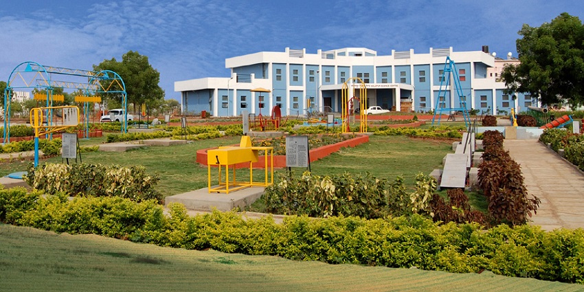 Exterior view of Solapur Science Centre of the main building with science park