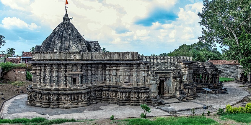 Somja Devi Temple is one of the popular places to visit in Harihareshwar