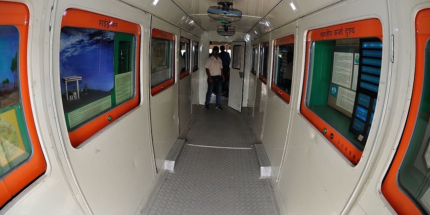 The Sound And Hearing Gallery in Mumbai is one of the top attractions near the science museum