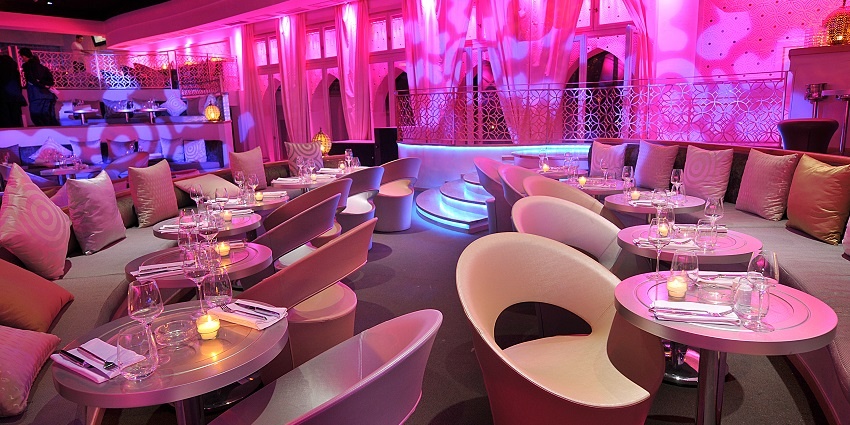 Sphere Lounge, is among the best party places in Ahmedabad with panoramic views and eclectic menu offerings.