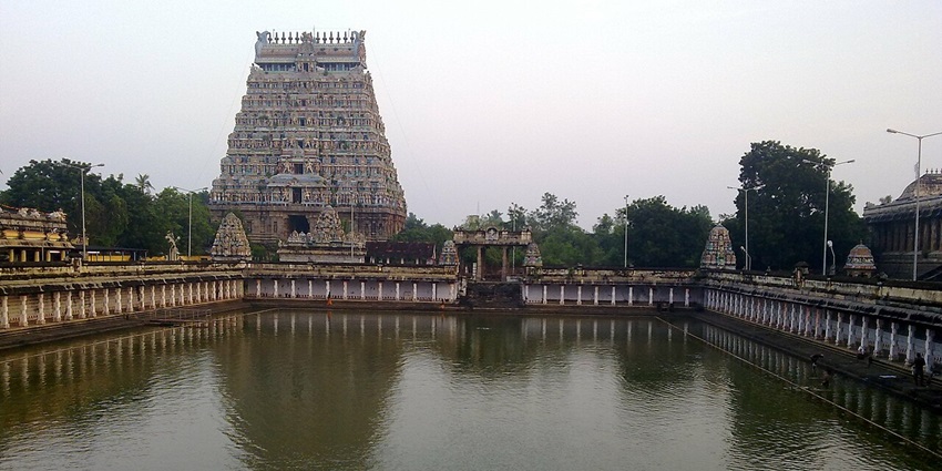 Sri Govindaraja Perumal Temple is a temple within the complex of the Nataraja Temple.