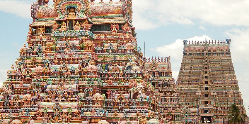 Places to visit in Srirangapatna include the iconic Sri Ranganathaswamy Temple.