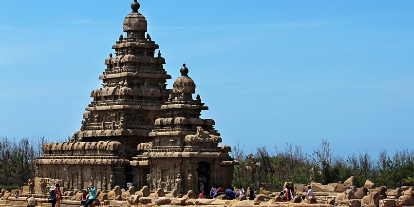 Sri Venkatesa Perumal Temple is one of the most famous temples in Avadi