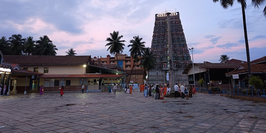 Sringeri Sharada Peetham, is among the best places to visit in Chikmagalur with family