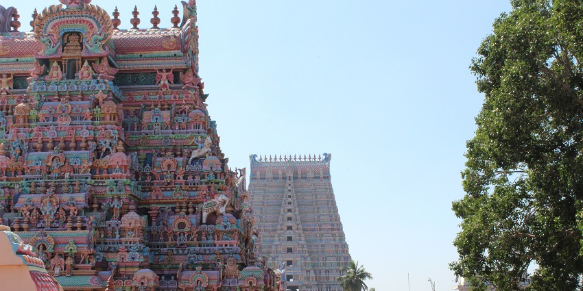 Srirangam Temple is a famous Vaishnavite temple with intricate carvings