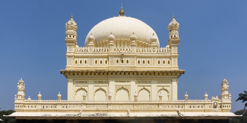 Gumbaz at Srirangapatna, is an interesting place to visit near Mysore Palace