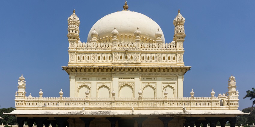 Explore the stunning architecture of the historic Gumbaz at Srirangapatna, Karnataka.