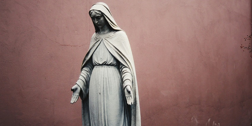 An image of mesmerizing pilgrimage site near Bangalore which is St. Mary’s Basilica.