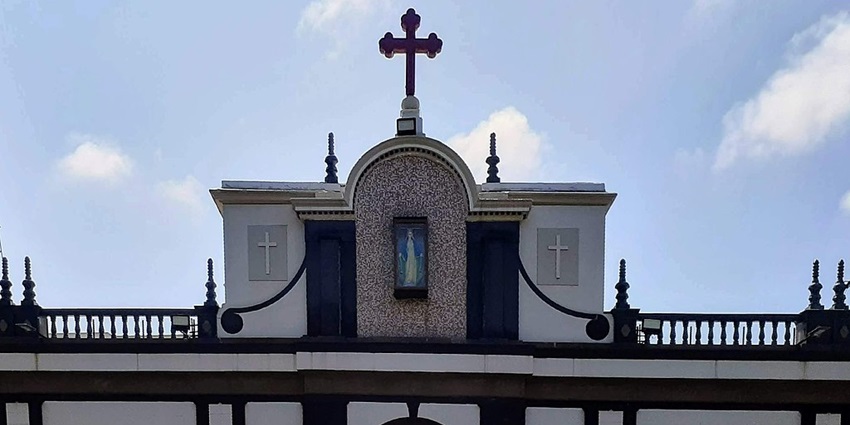 Historic church in Tamil Nadu featuring stunning architecture and serene ambience.