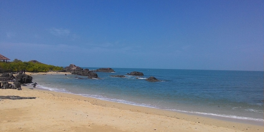 The St. Mary’s Islands, one of the serene places to visit in Mangalore for couples.