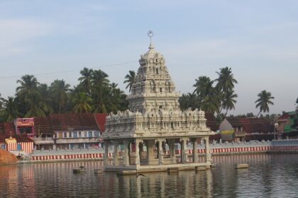 The beauty and straight-cut architecture of Suchindram Temple.