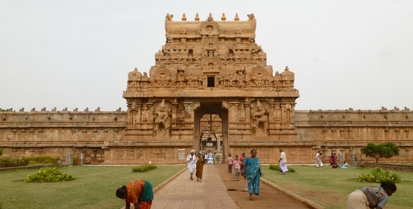 Dedicated to the Hindu god, Lord Sukra, the Kanjanur Sukran Temple.