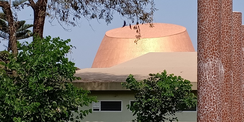 Swami Vivekananda Planetarium, the 3D dome showcasing astronomy and space exploration.