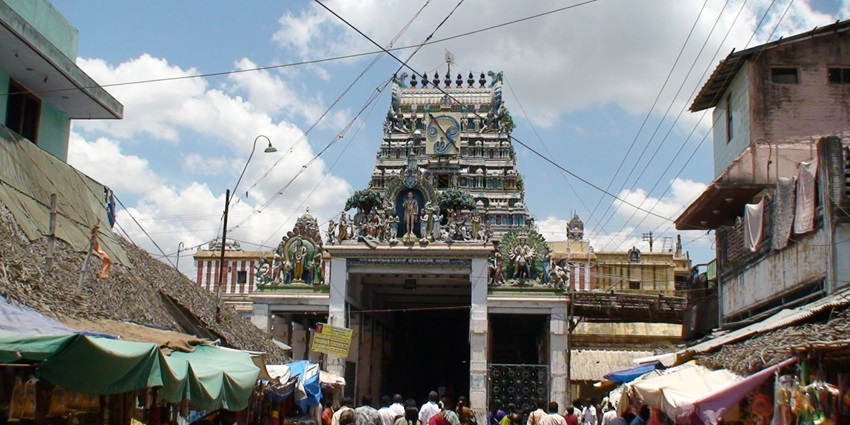 A glimpse of the iconic Swamimalai Murugan Temple, one of the top Murugan temples.