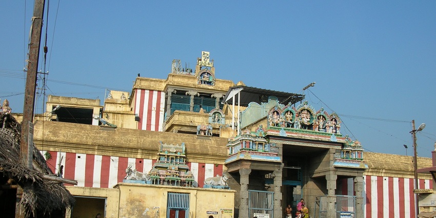 The temple is one of the six holy shrines of Murugan called Arupadaiveedu.