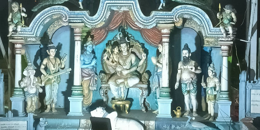 One of six holy abodes of Lord Murugan near Kumbakonam in Tamil Nadu.