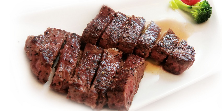 Charming café offers the best food in Yercaud, known for delicious desserts and beverages.