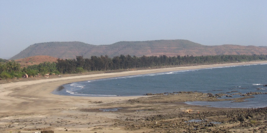 Exploring the scenic Kondivali Beach is one of the top things to do in Diveagar.
