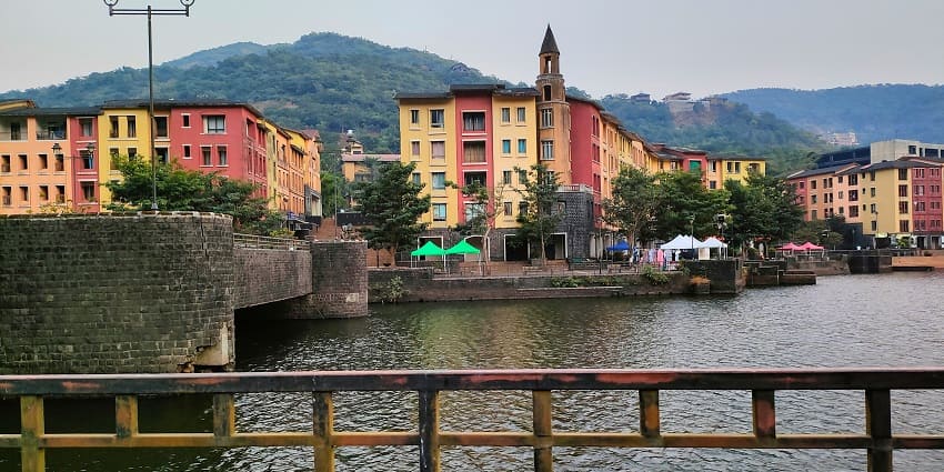 Enjoy photography across the city’s scenic vistas, one of the best things to do in Lavasa.